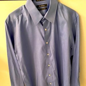 Saks-Fifth-Avenue Blue Button Down